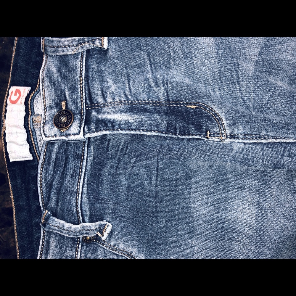 Jeans - Picture 2 of 3